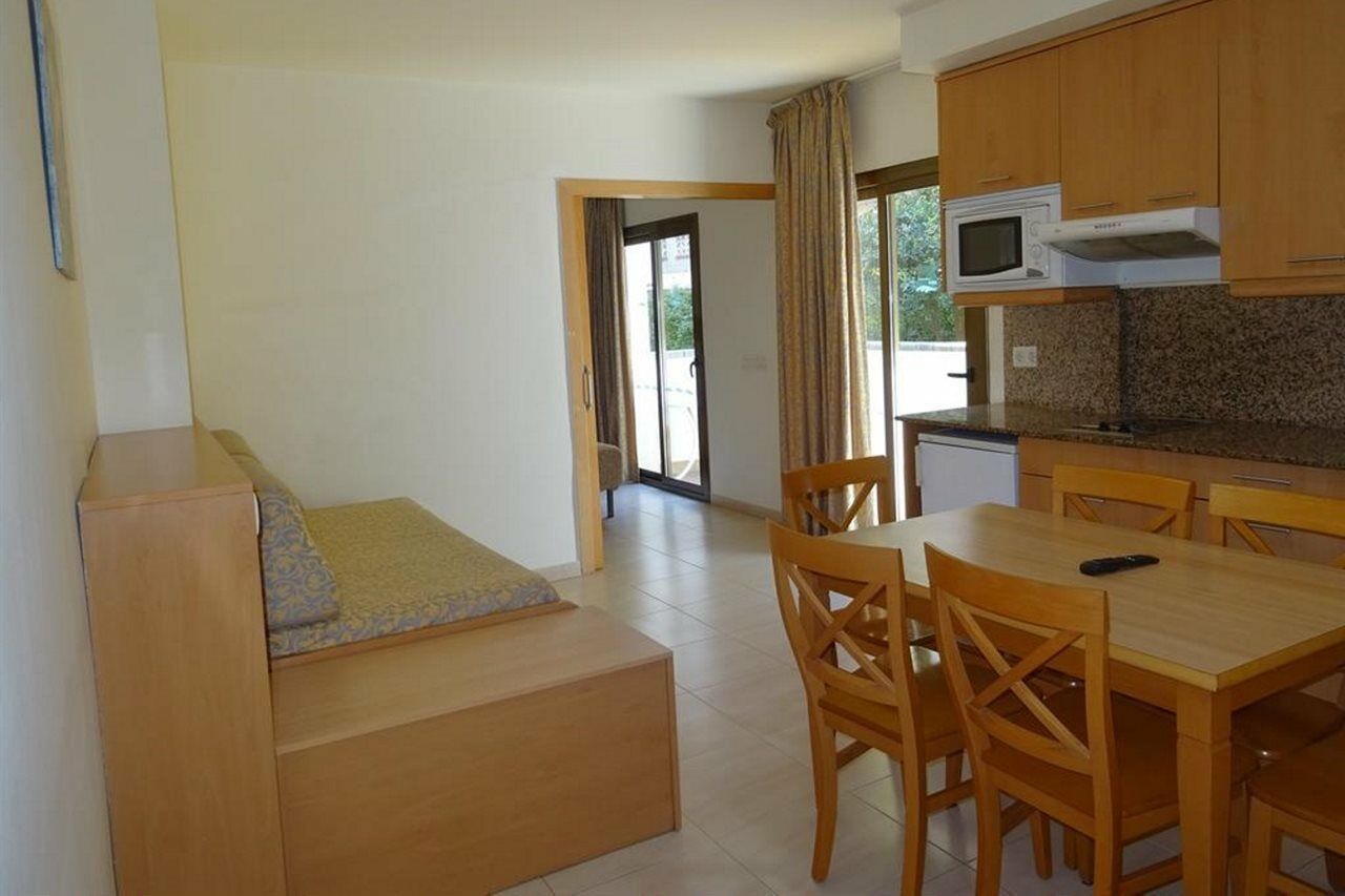 Apartamentos Selvapark Lloret de Mar Luaran gambar